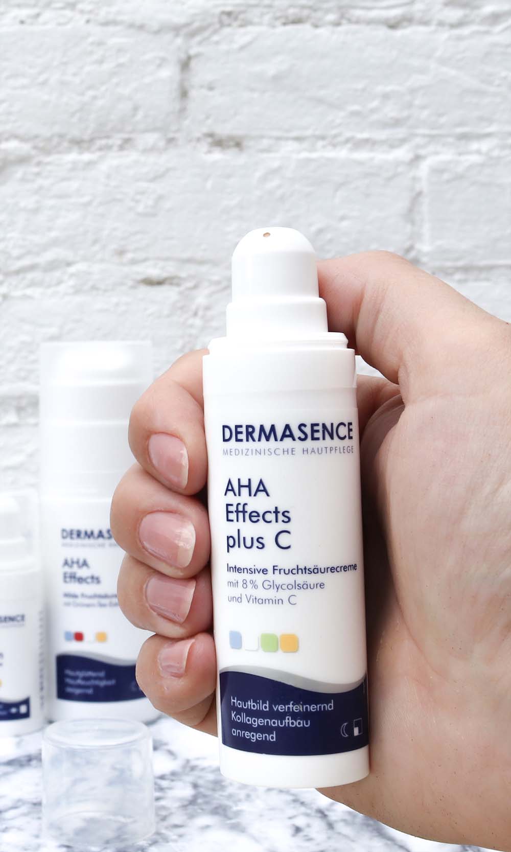 dermasence AHA effects mild fruit acid cream