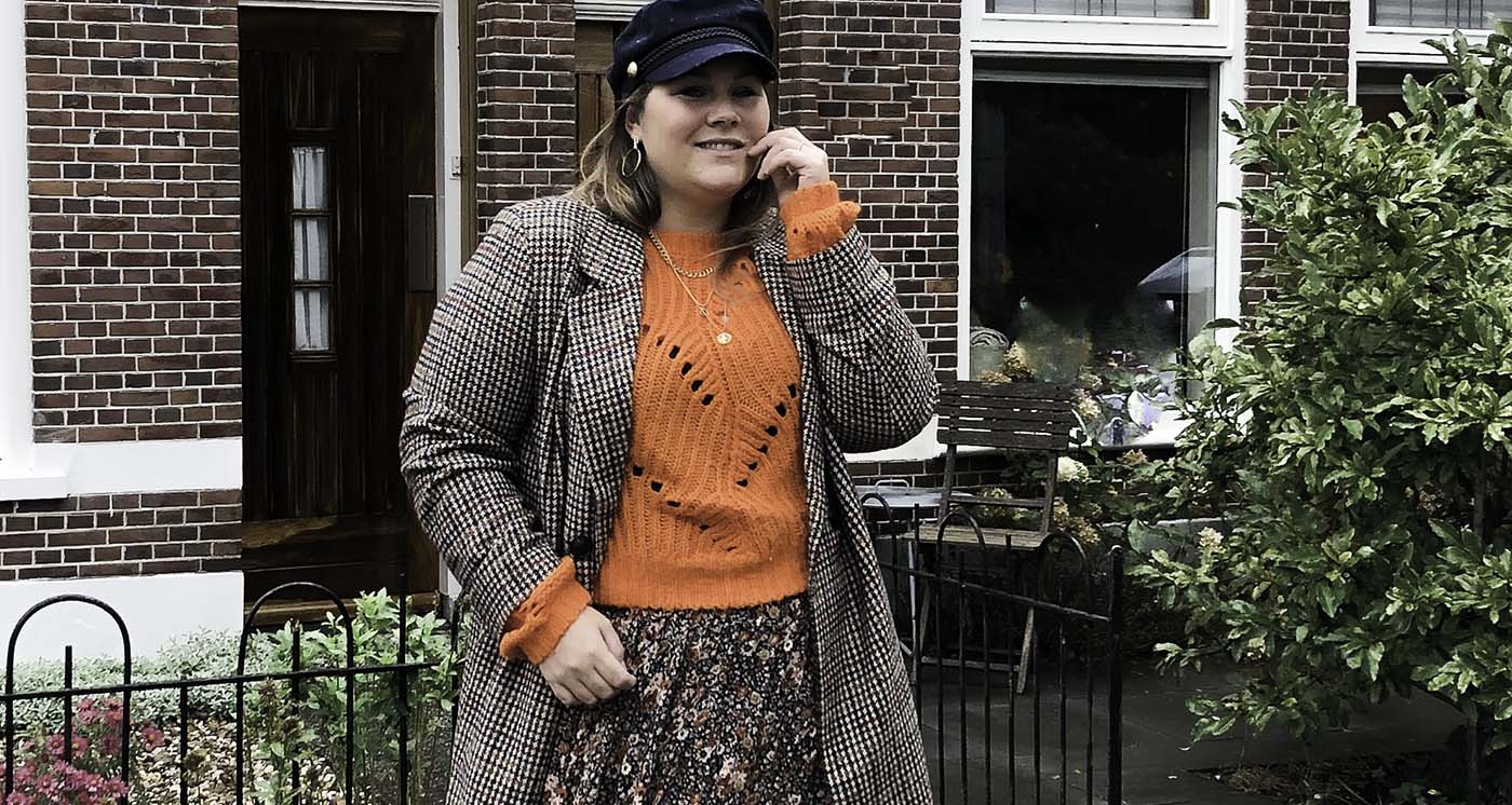 print mix & pop of color