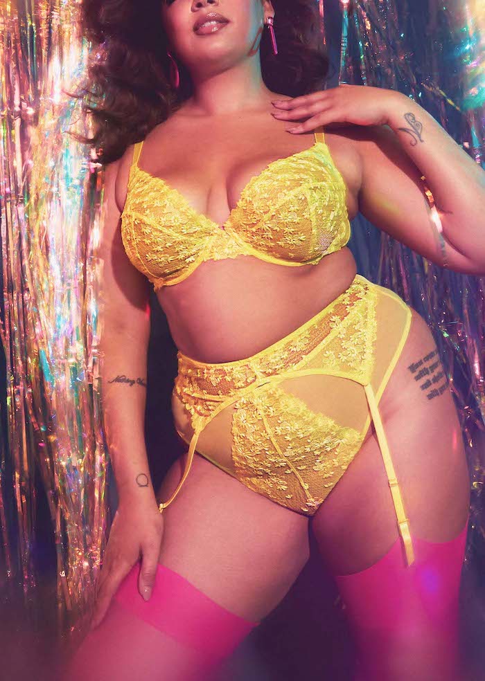 playful promises, plussize lingerie, sexy lingerie grote maten, maat 54 lingerie, kinky lingerie grote maten, plussize jarretels, waar koop je grote maten lingerie, waar koop je plussize babydoll, plussize strings, grote maten ondergoed, plussize hold up kousen, Hunkemöller, zizzi lingerie, stout