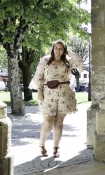 thebiggerblog, bonprix, plussize fashion blog, grote maten mode, plussize fashion tips, plussize playsuit, wat is viscose, zuid Frankrijk, 2020, bonprix it's me, Josine Wille, fashion blogger, jumpsuit maat 52, playsuit maat 52, budget shoppen, goedkope kleding grote maten, korting bonprix, Hourtin, shop your shape, heupriem grote maten, plussize heupriem, plussize fannypack, curvy girl, curves on the road, curves,